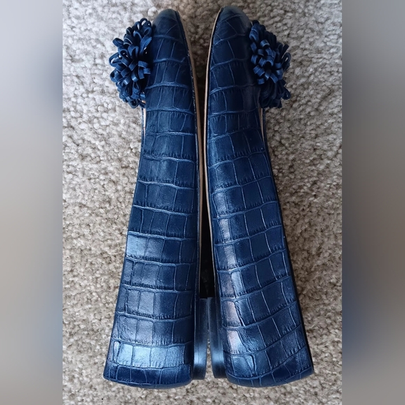 TALBOTS Blue FLATS LEATHER CROC EMBOSSED WITH BOW SIZE 8 WOMENS - Picture 2 of 8